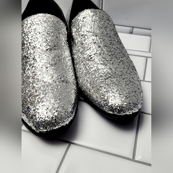 AMALI  Barnes Men’s Glitter Statement Loafer Oxford Shoe Size 10.5Color Silver main image 9